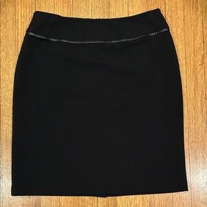 Elegant Black Women's Skirt Size 10